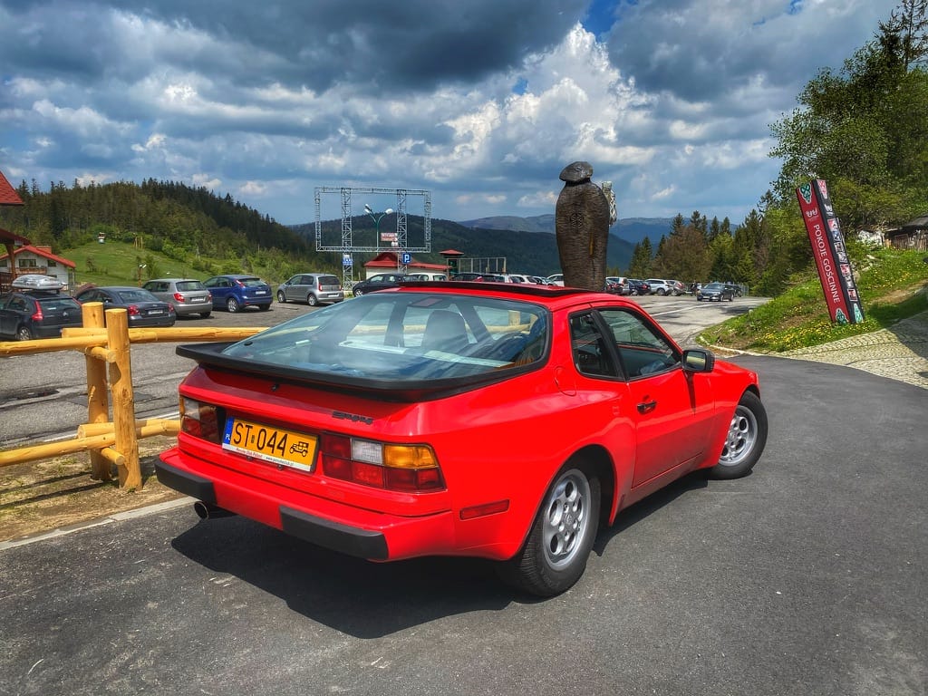 Widok w kierunku Szczyrk z Białego Krzyża.