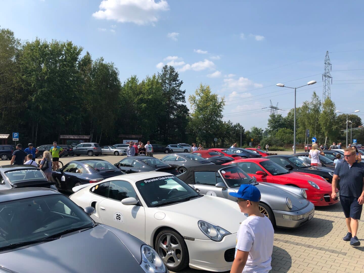 Na parkingu w Krzemionkach.