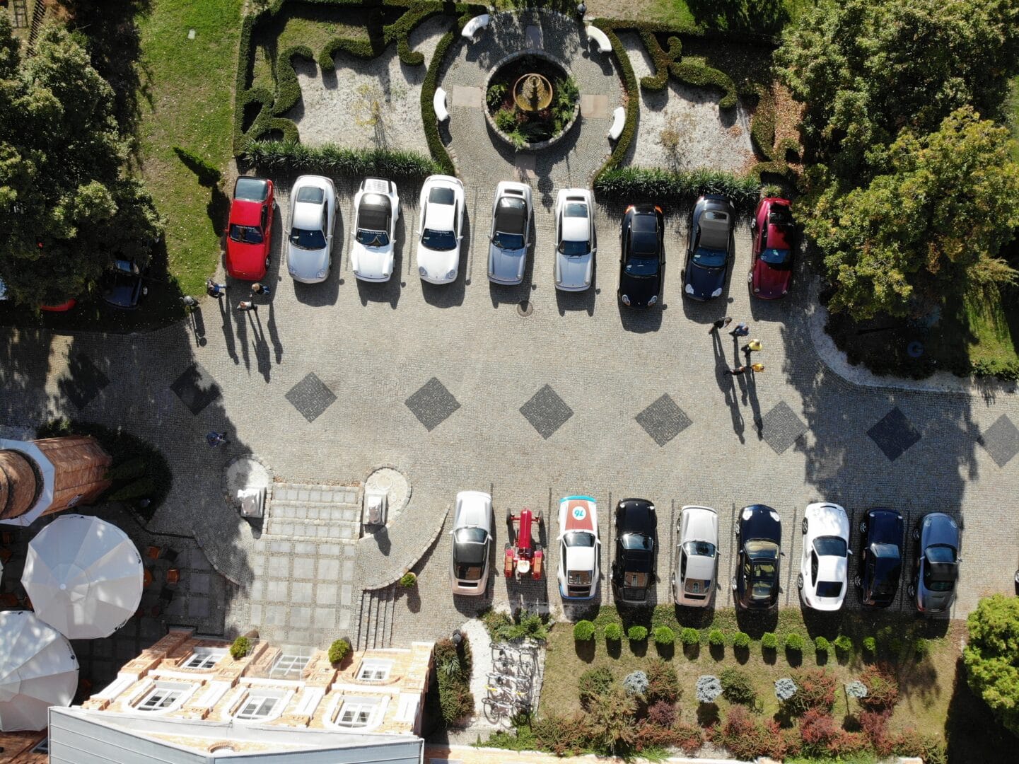 Nasz parking z lotu ptaka, a raczej drona.