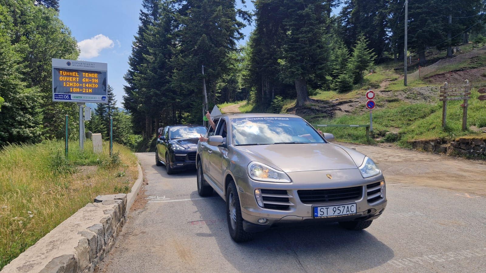 05ab1145-b1d1-499d-8124-8aa325ef3e63